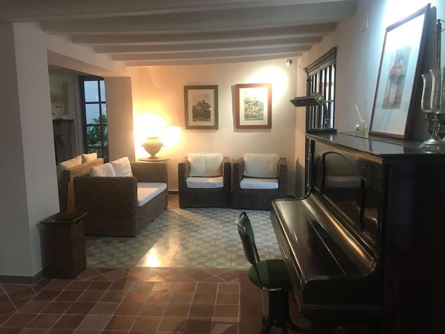Ca Margalef - Casa Rural Con Encanto Ginestar ภายนอก รูปภาพ